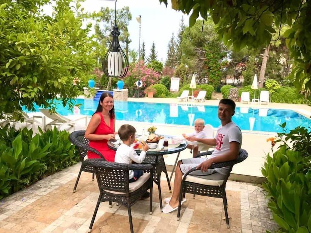 Akkent Garden Hotel Фетие Екстериор снимка