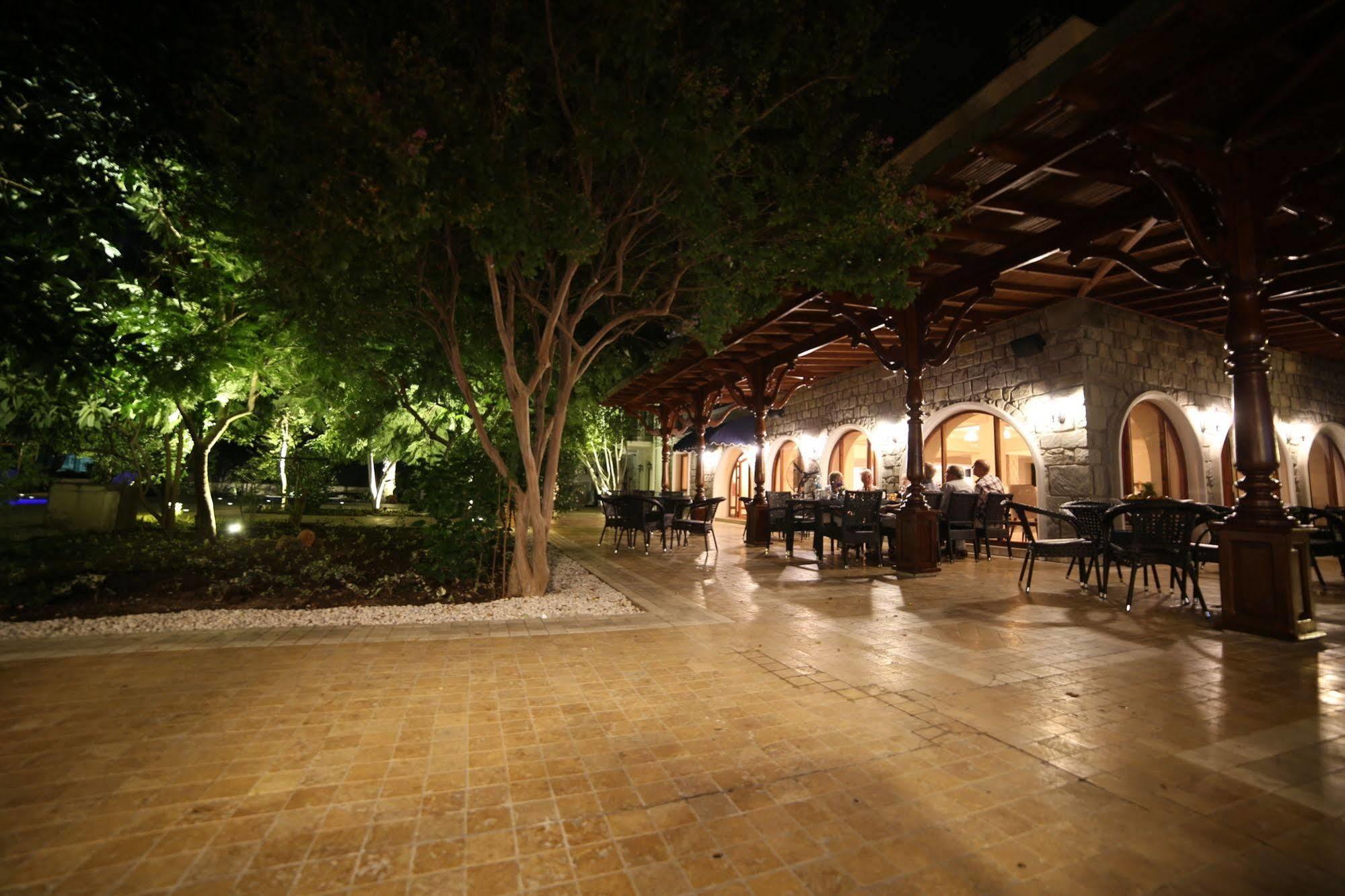 Akkent Garden Hotel Фетие Екстериор снимка